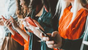 New York Passes Landmark Measures to Protect Youth on Social Media