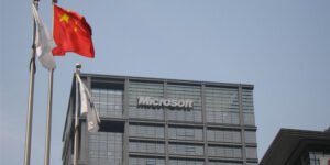 Microsoft China Staff to Switch to iPhones in Security Overhaul