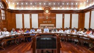 Prime Minister Modi Announces Approval of Eight New Railway Projects and a Clean Plant Programme